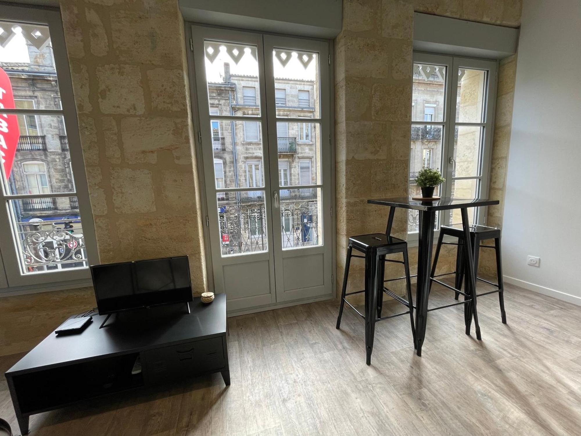Studios Climatises En Centre Ville Bordeaux Esterno foto